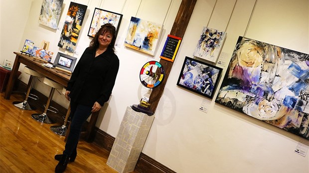 Nathalie Dupont présente l’exposition solo Une marche à trois temps à la Galerie mp tresart